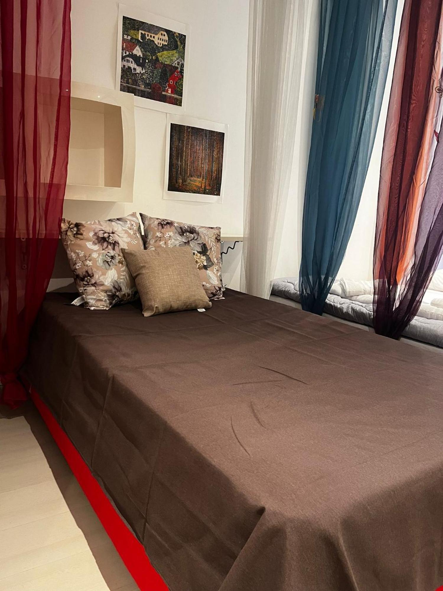 Procida's House Rom